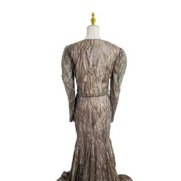 Mac Duggal Dress 79358 Embellished Plunge Neck Trumpet Gown Size 8 NWT $998 - Picture 9 of 11